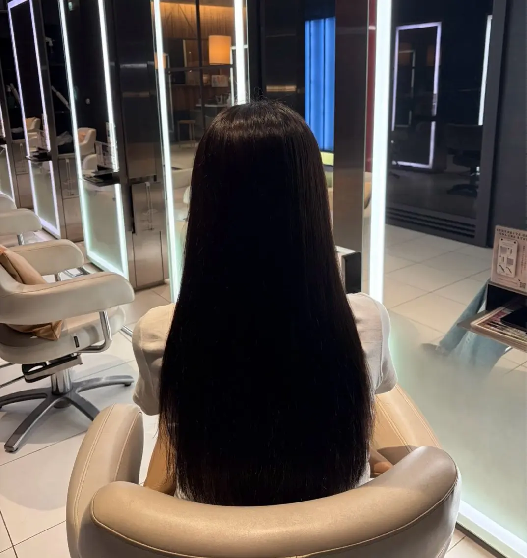 ロング ヘアカラー ゆりあ|カラーモデル 募集中🩶のヘアスタイル