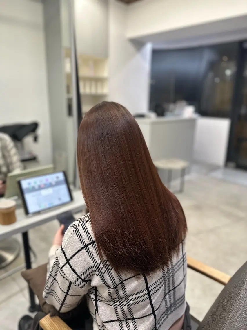 セミロング パーマ 縮毛矯正 ハイトーンカラー が絶対可愛い✨泰聖✨のヘアスタイル