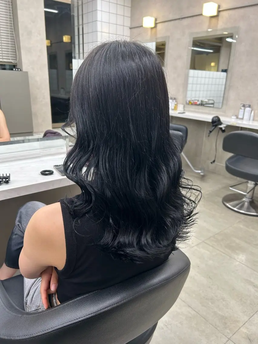 ミディアム カラー パーマ ヘアアレンジ メンズ キッズ ネイル マツエク・マツパ アイブロウ 🦋縮毛/韓国レイヤ ー/透明感カラー🦋のヘアスタイル