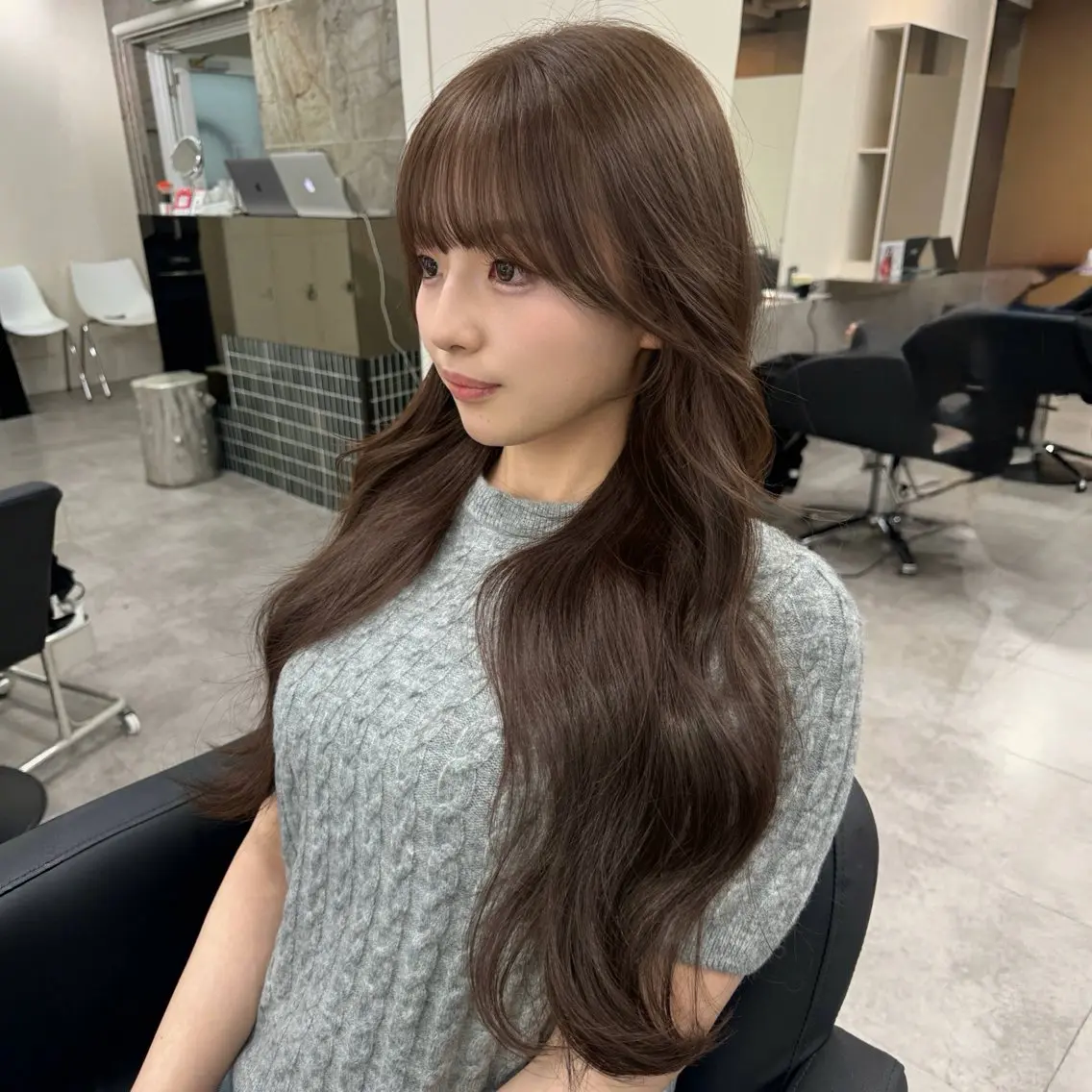 ロング カラー カット ヘアカラー トリートメント 🎀レイヤー×透明感 ×髪質改善🎀米田のヘアスタイル
