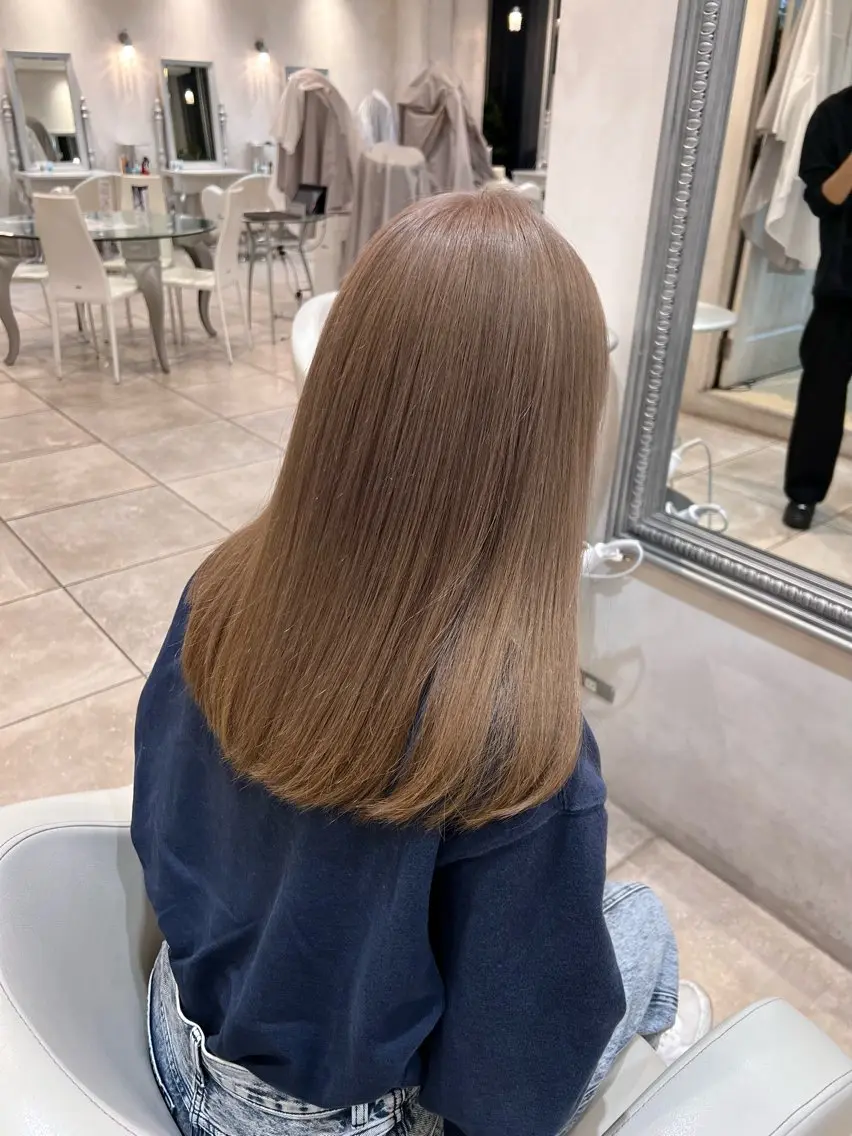 セミロング カラー 菅沼 花琳のヘアスタイル