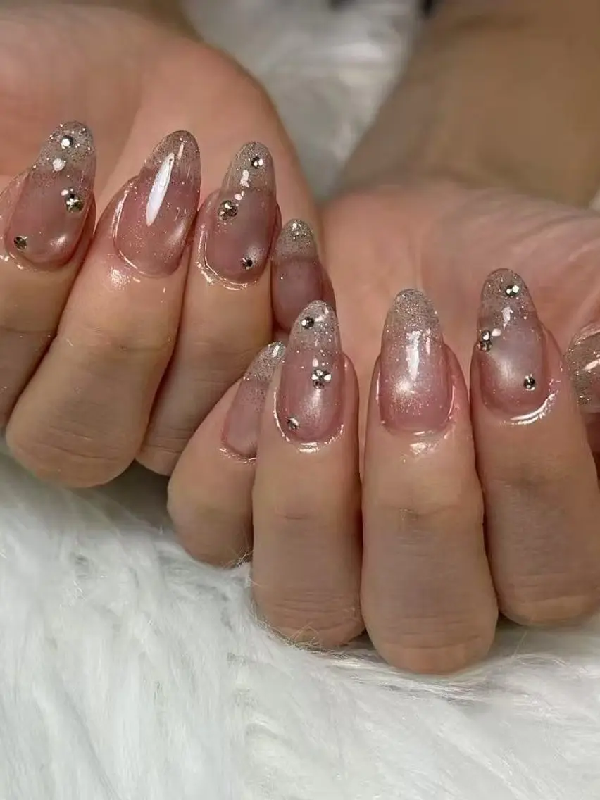 ネイル モニカネイル ななのネイルデザイン
