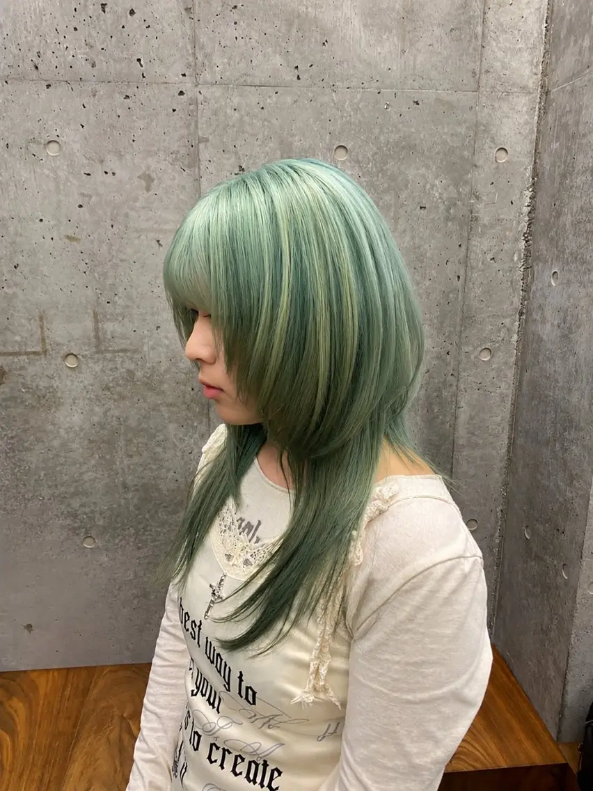 ロング カラー 🌈艶ハイトーン特化 🌈NOZOMUのヘアスタイル