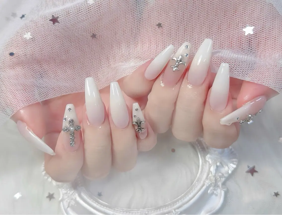 ネイル Rin Hana Nailのネイルデザイン