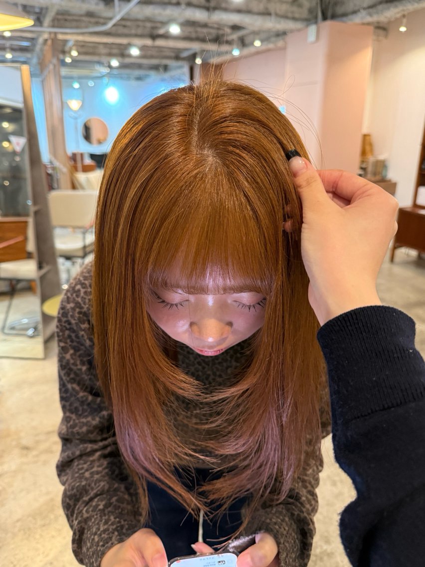 セミロング カラー ヘアカラー Miyu .のヘアスタイル