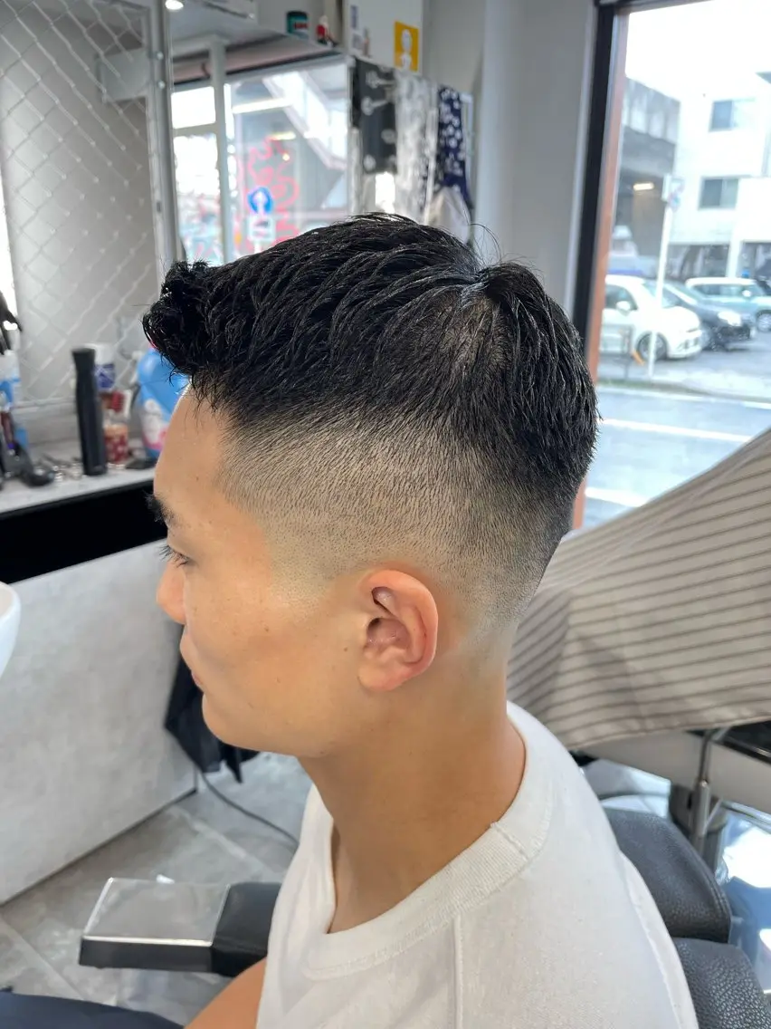 ショート メンズ フェードカット 🔥メンズ専門 美容師🔥 柳澤陵心のヘアスタイル