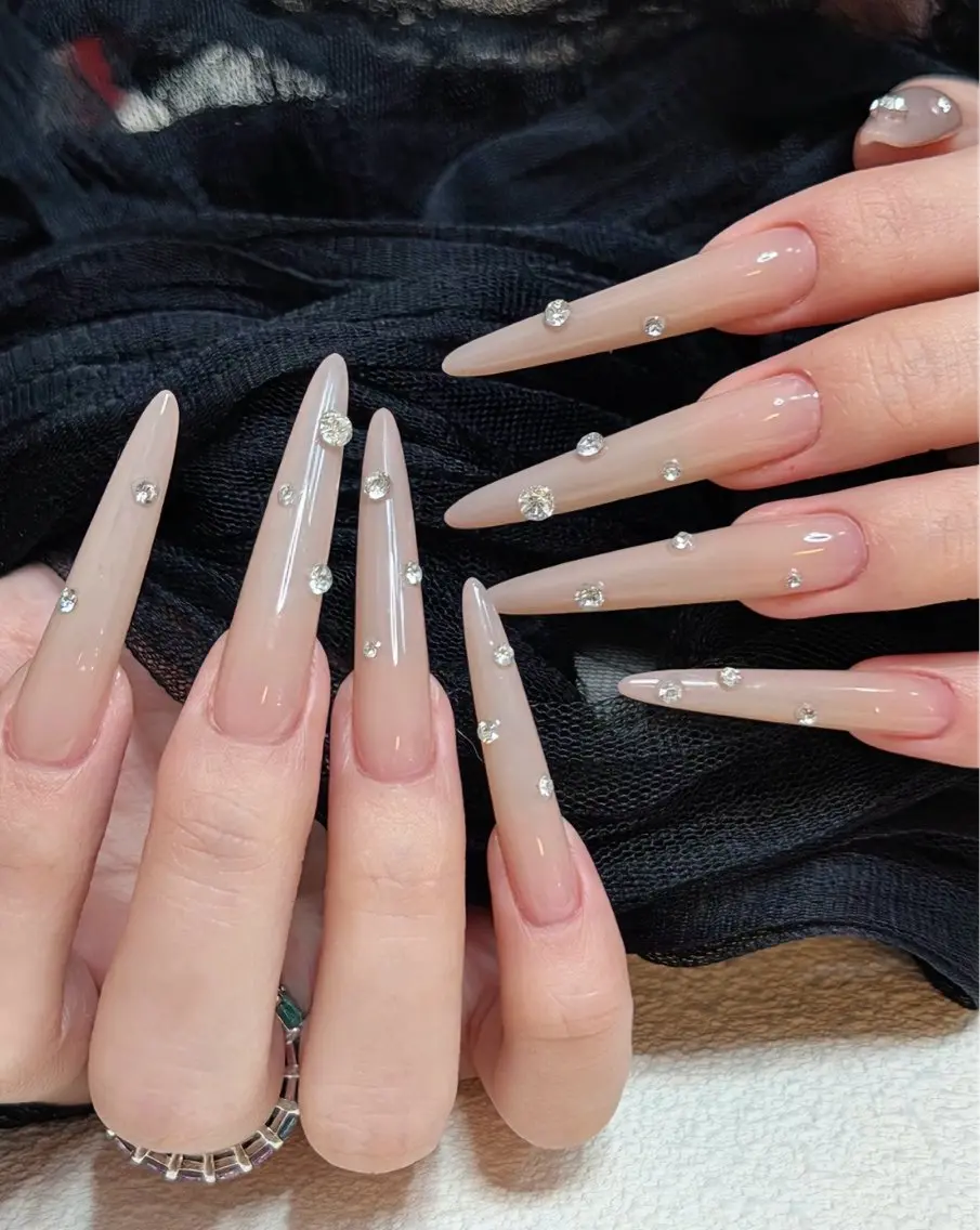 ネイル VELA ネイルサロンのネイルデザイン