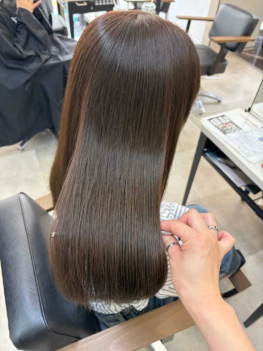 セミロング カラー 🥀韓国ヘア🥀 宮津真菜のヘアスタイル