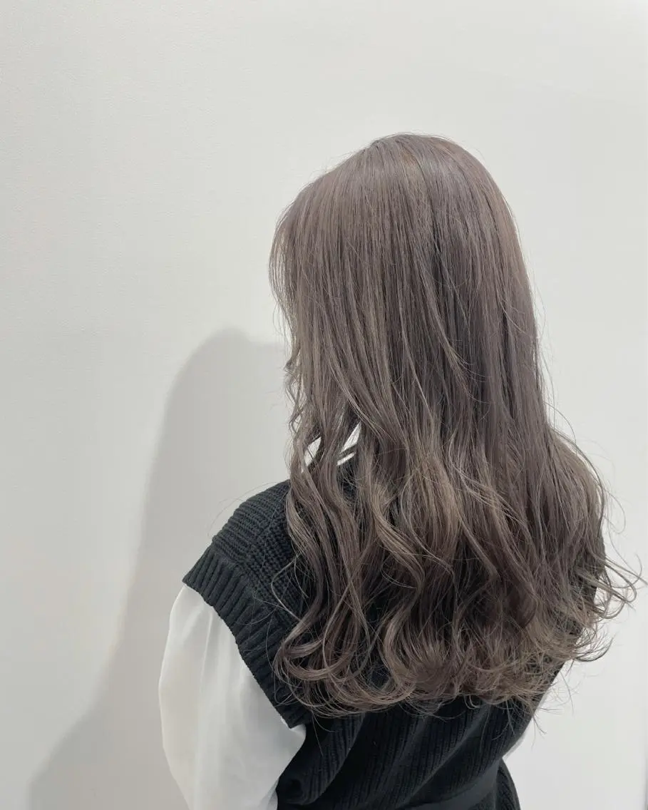 《人気NO.1》デザインカット＋透明感抜群オーガニックカラーの写真