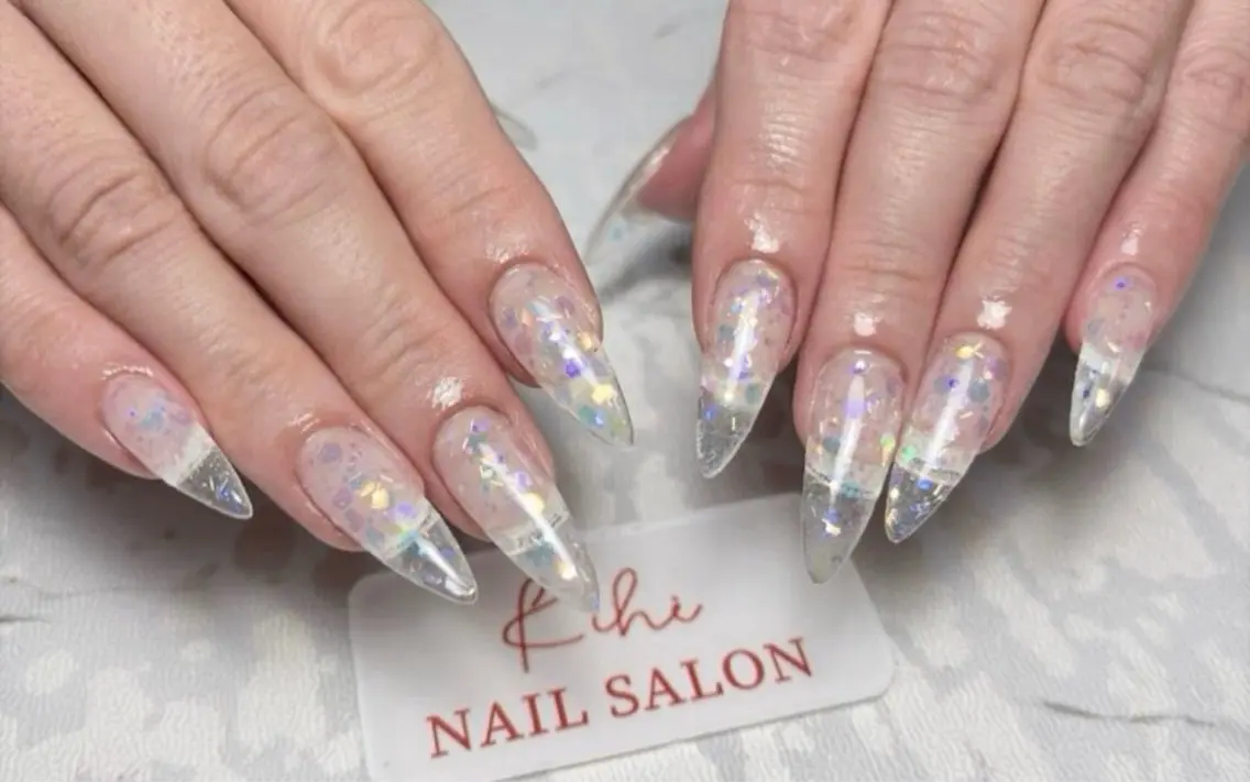 ネイル アートネイル フレンチネイル ジェルネイル グラデーション 韓国ネイル ハンドネイル Nail Kihi アミ🌷のネイルデザイン