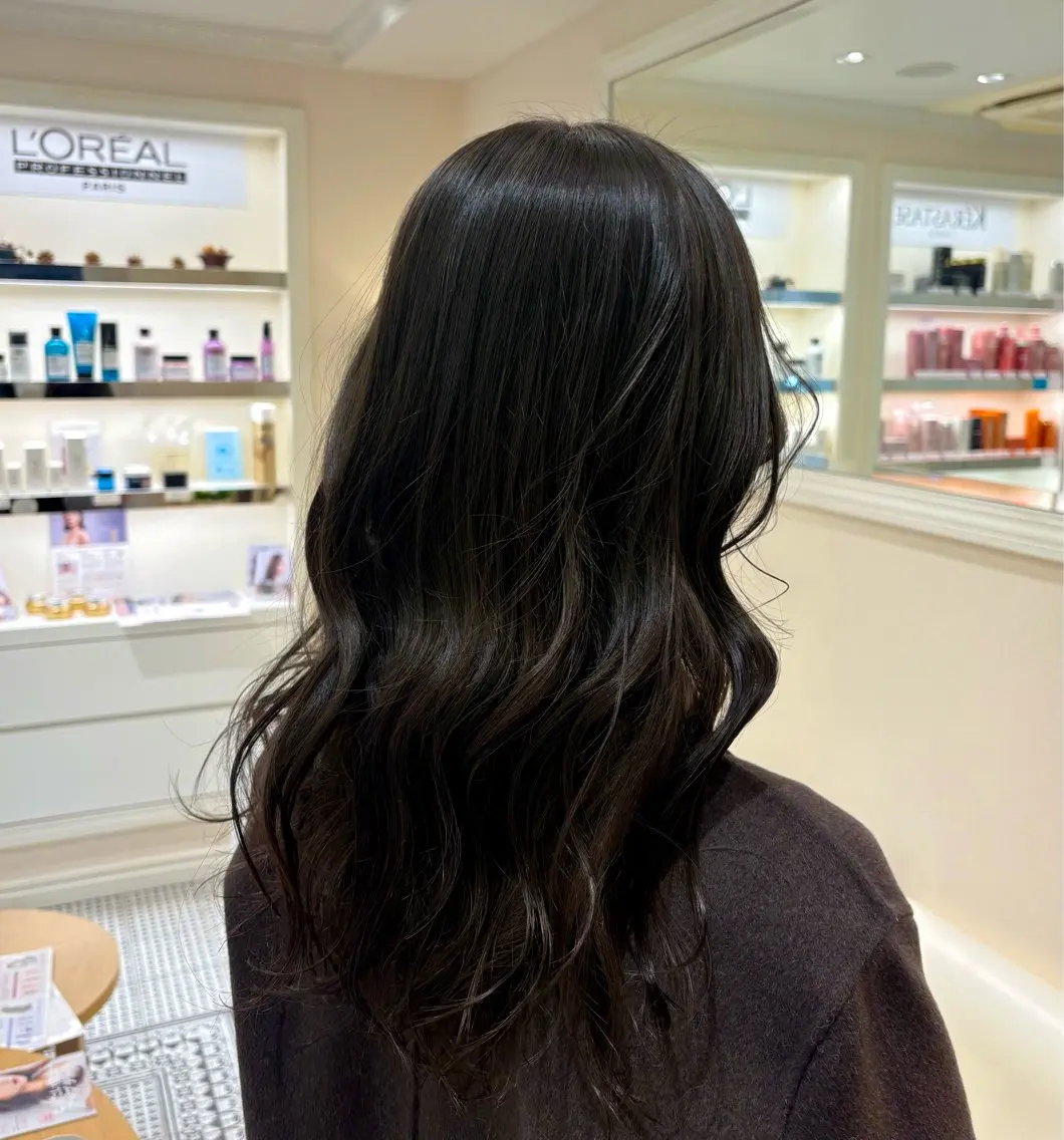 セミロング アッシュ カット 石山 海斗のヘアスタイル