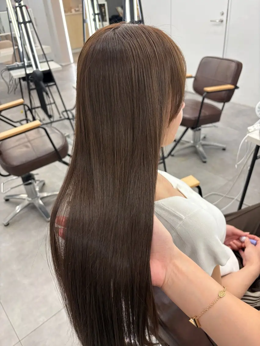 ロング カラー ヘアカラー トリートメント Hina🫧透明感 /上品/モテ🫧のヘアスタイル
