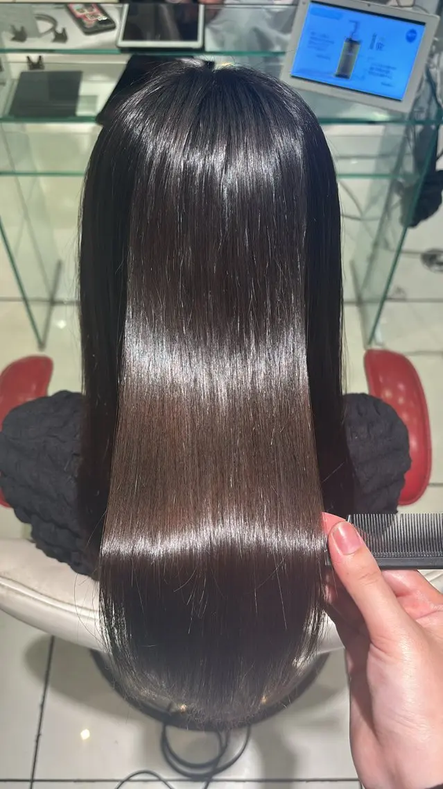 ロング パーマ 縮毛矯正 縮毛矯正 新開 羽音のヘアスタイル