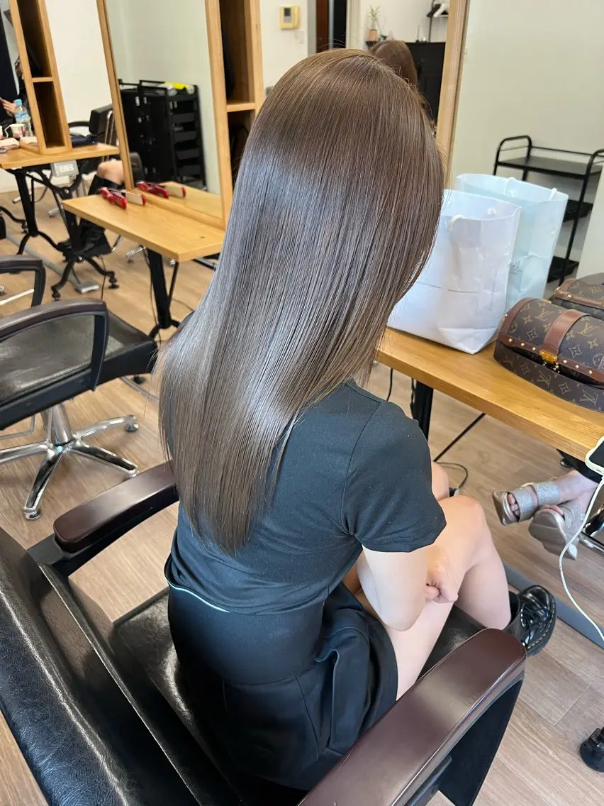 ロング カラー ブリーチ　ハイトーン 特化🌈フジタハルキのヘアスタイル