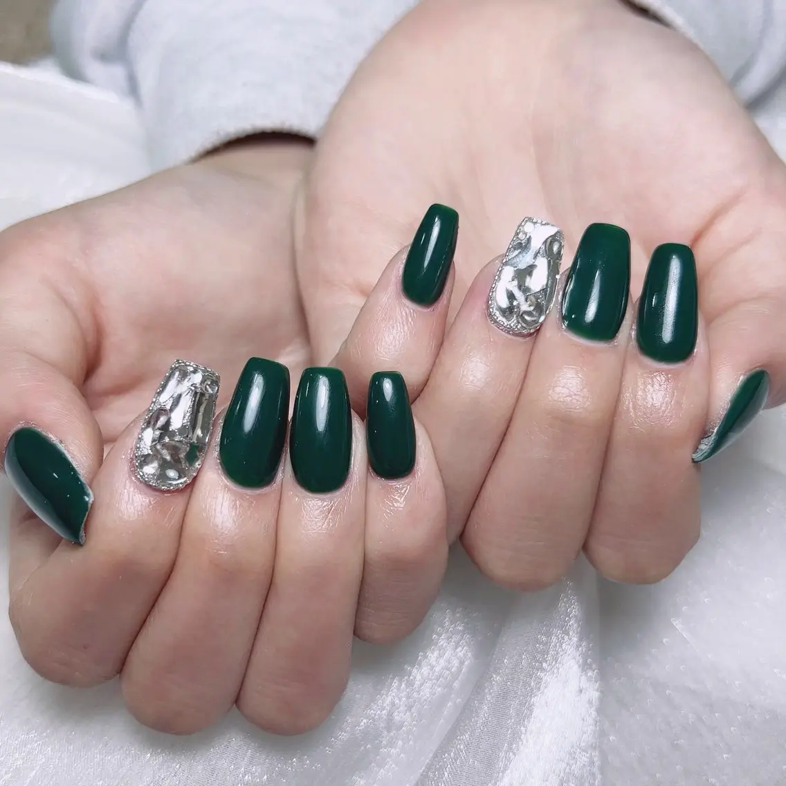 メンズ ネイル メンズ韓国風 アートネイル オーロラネイル ガーリー キラキラネイル ハンドネイル Nail salon 木にいるのネイルデザイン