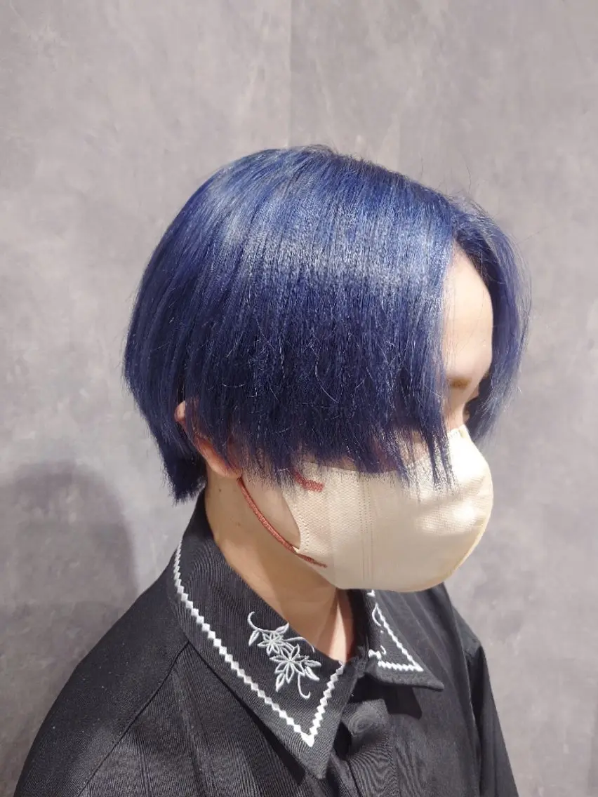 ショート カラー ブルーカラー ハイトーンカラー ネイビーカラー シルバー ヘアカラー カットモデル大募集中 💖黒沢千佳のヘアスタイル