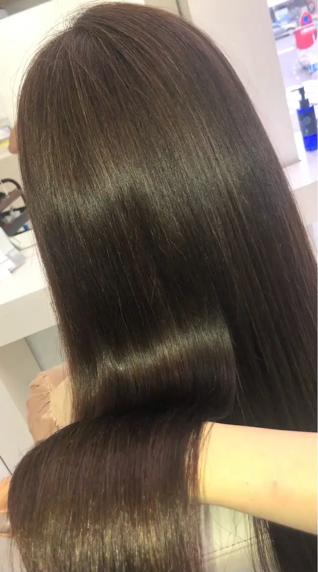 カット＋縮毛矯正＋前後処理(前髪矯正のみ¥9900、前髪カット¥1100)の写真