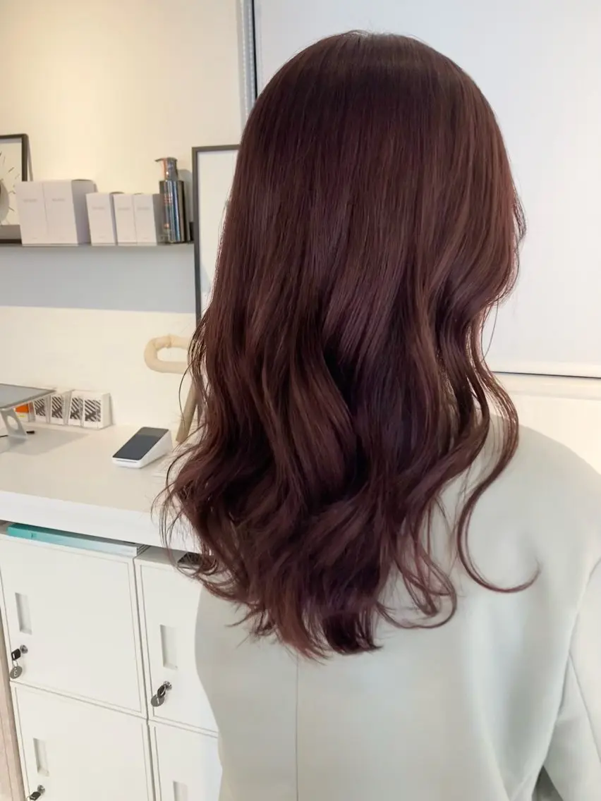 セミロング ヘアカラー トリートメント ✨色持ちの良い艶 カラー✨蟹江真世のヘアスタイル