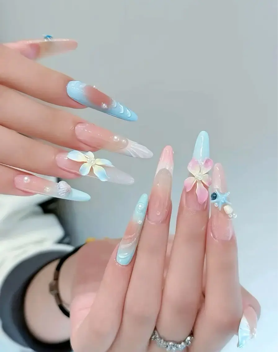 ネイル 韓国ネイル マグネットネイル 持ち込み ハンドネイル Dyo Nail_Royalのネイルデザイン