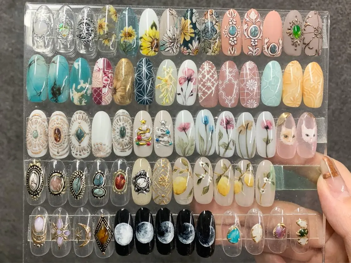 ネイル FIORITURA aiのネイルデザイン