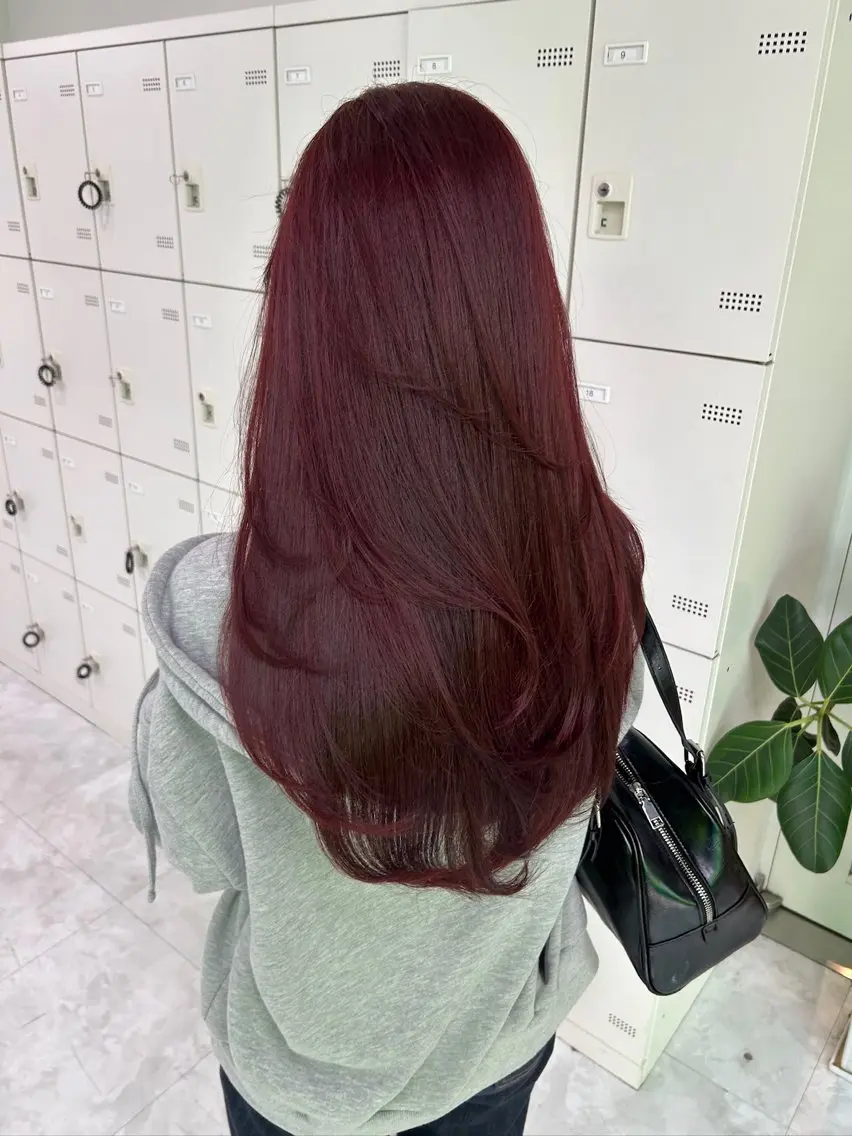 ロング 暖色系ハイトーン♡ mioriのヘアスタイル