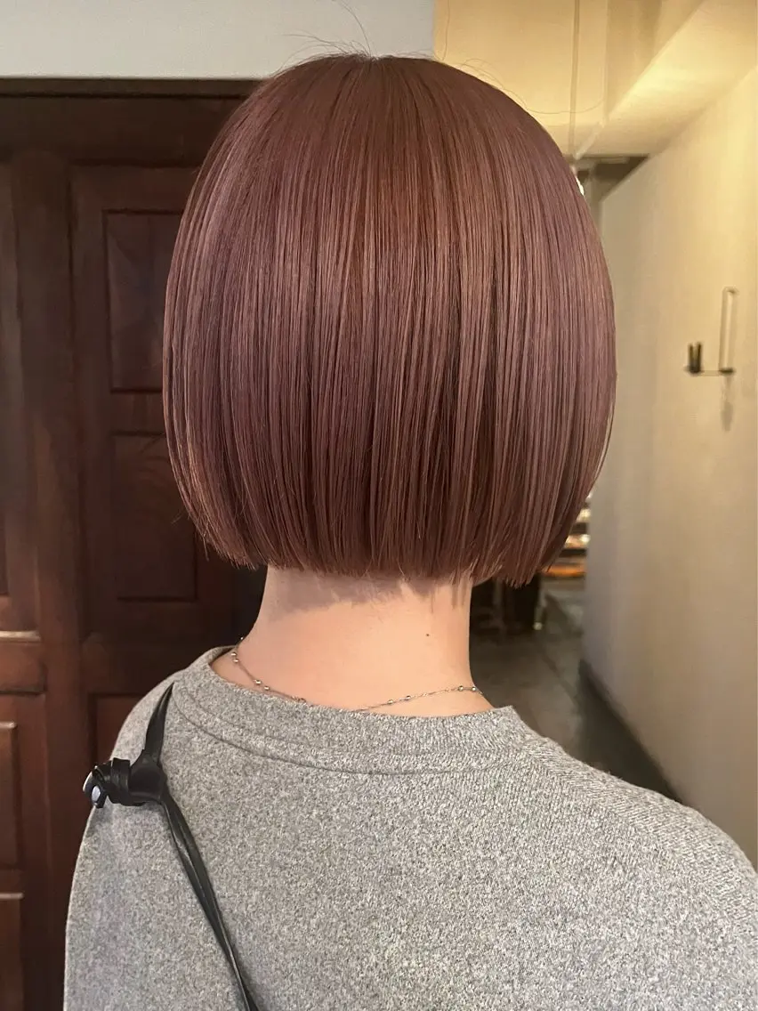 ショート カラー ヘアカラー room3小出 奈央子のヘアスタイル