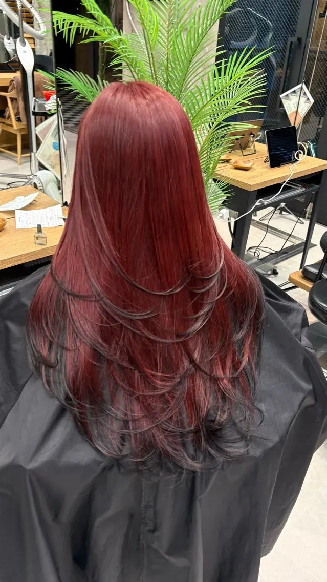 ロング カラー KAEDE🌺Wカ ラー/ホワイトカラーのヘアスタイル