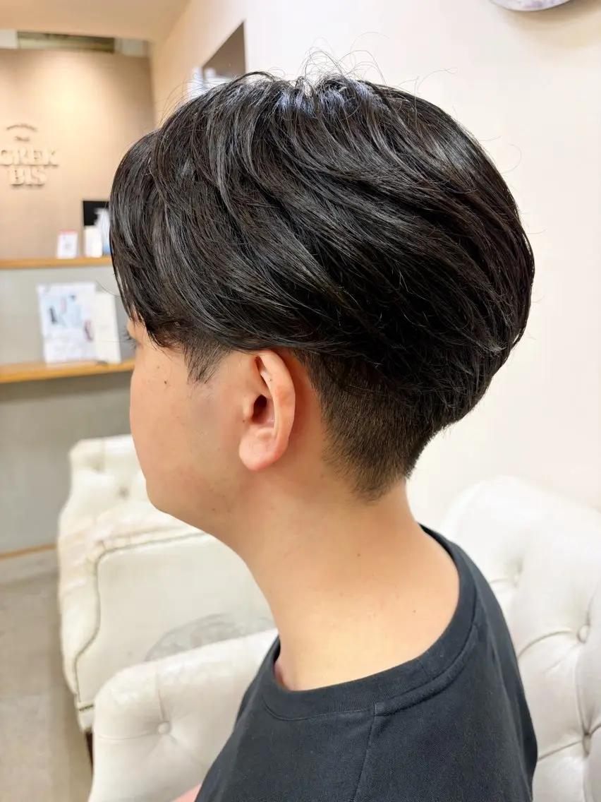 メンズ レイヤー×透明感 カラー🤍MAOのヘアスタイル