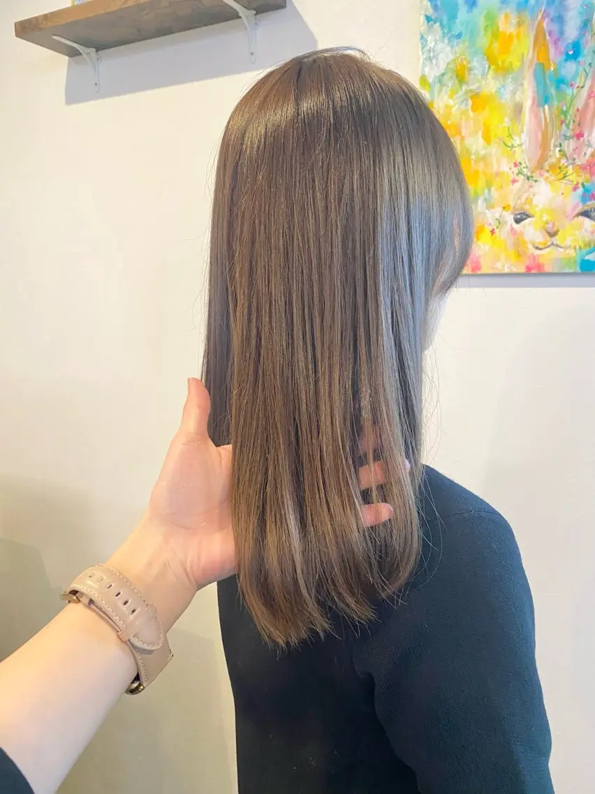 ミディアム カラー カット ヘアカラー トリートメント 桑原 菜摘のヘアスタイル