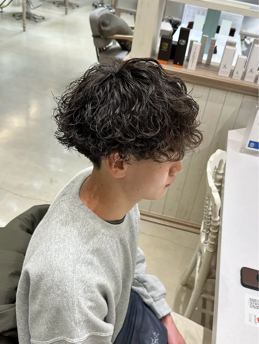 ✨地域最安値✨【メンズ限定】カット＋トレンドパーマ（ツイスパ、波巻き可能）の写真