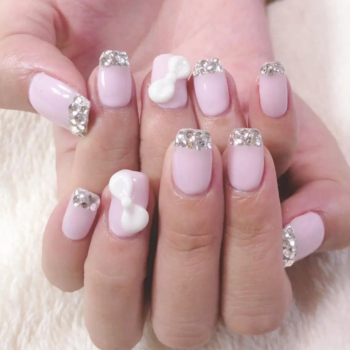 ネイル ピンク リボン ハンドネイル MAYME TAMAKIのネイルデザイン