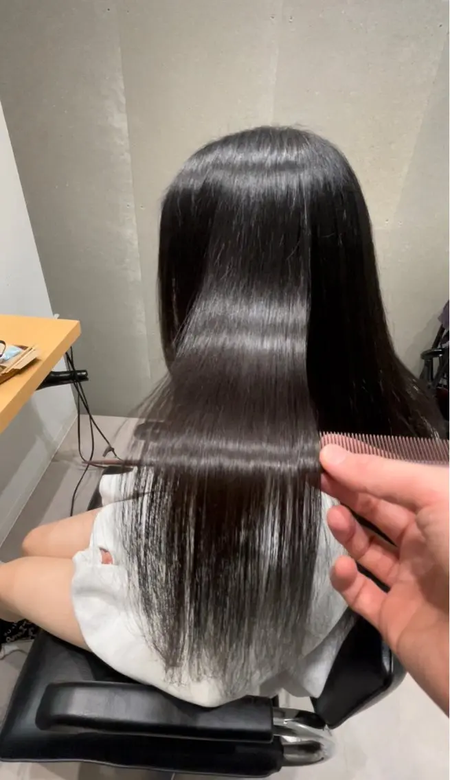 セミロング 髪質改善 トリートメント 髪質改善ヘアケア 艶髪特化/上田のヘアスタイル