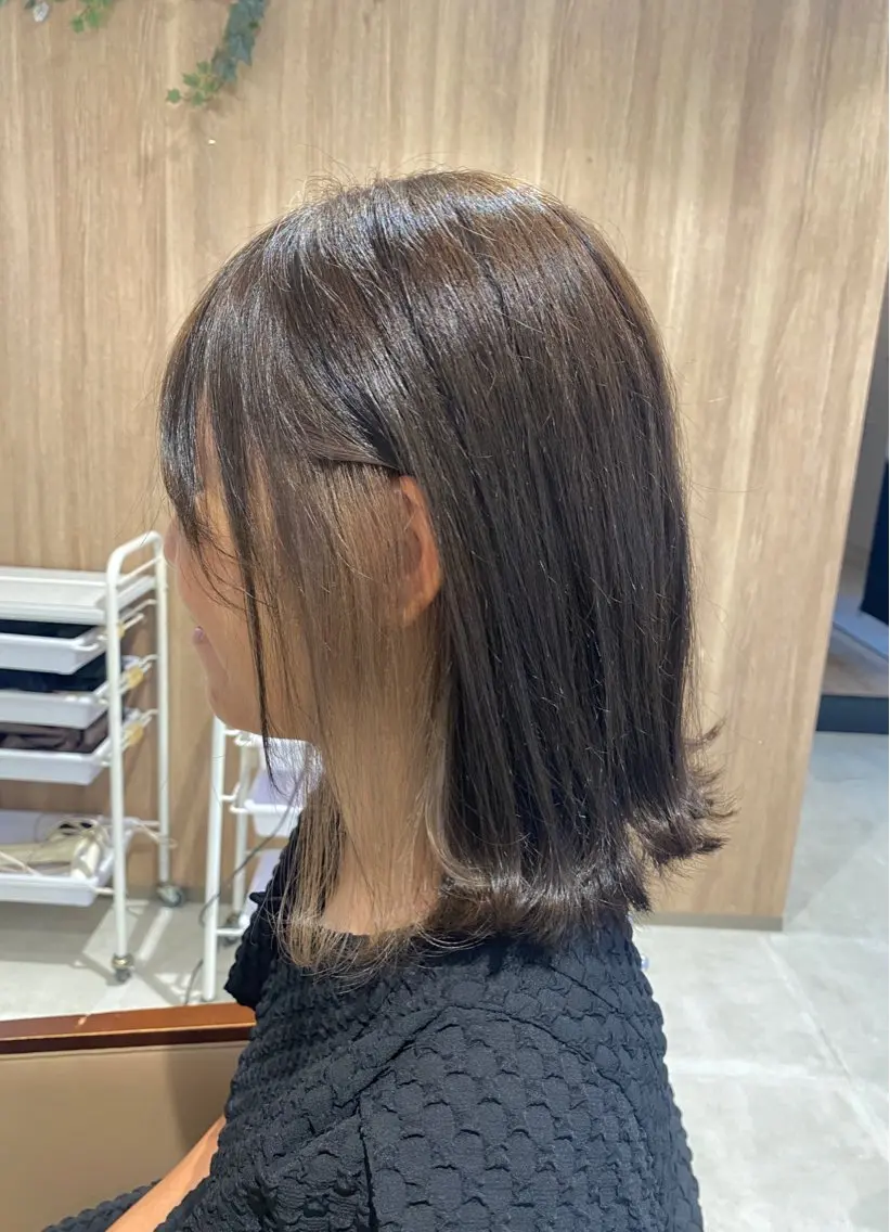 セミロング カット ヘアカラー トリートメント 酸性ストレート/ブリ ーチなしWカラー河本のヘアスタイル