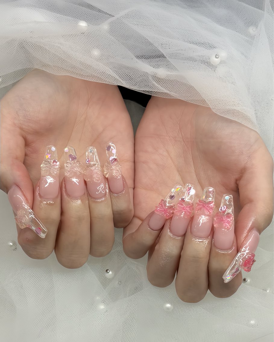 ネイル クリアネイル 長さ出し フレンチネイル 持ち込み ハンドネイル 完全プライベート サロンYUZUHAのネイルデザイン