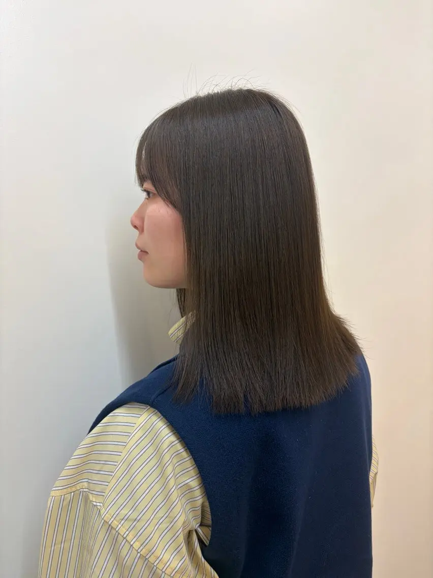 ミディアム カラー グレージュ オリーブグレージュ オリーブグレー ヘアカラー トリートメント 🐝 chiba 🐻のヘアスタイル