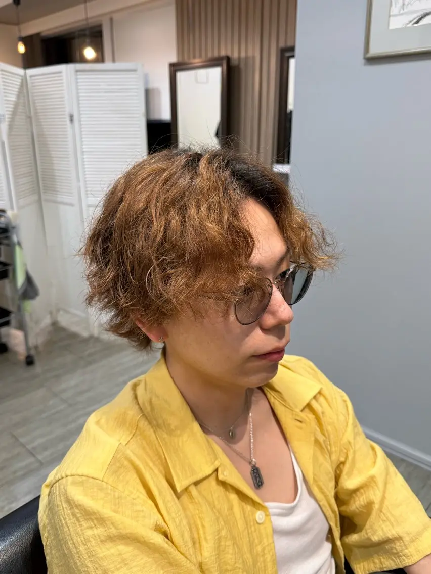 パーマ メンズ 鮫島 唯那のヘアスタイル