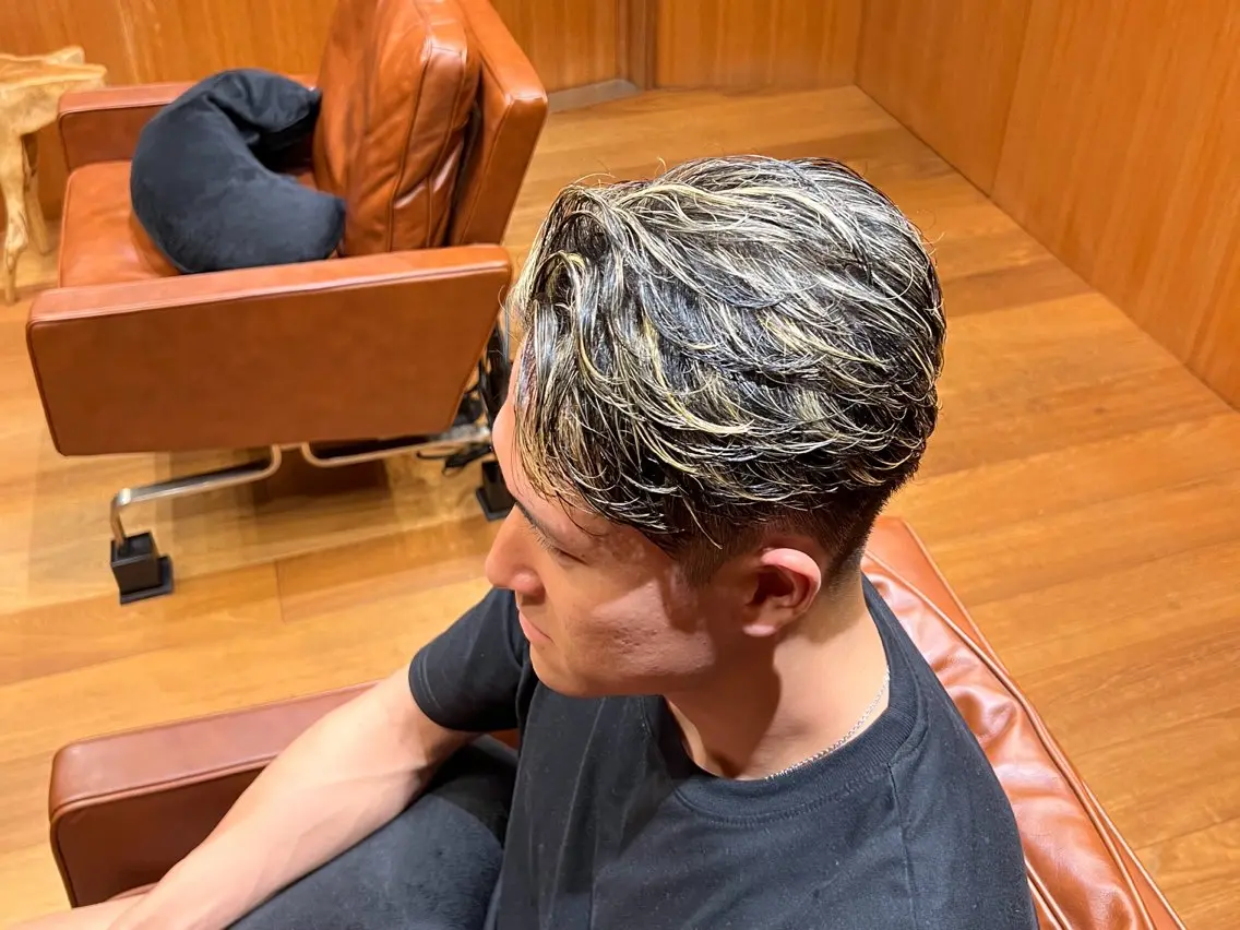ショート カラー メンズ フェードカット メンズメッシュ メッシュ カット ヘアカラー トリートメント 平尾薬院メンズカット FLICK/パーマのヘアスタイル