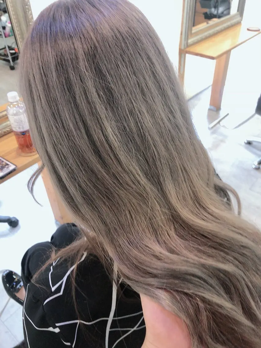 ロング カラー ベージュカラー ブリーチ ダブルカラー 【メンズカット】 澤下瑛一のヘアスタイル