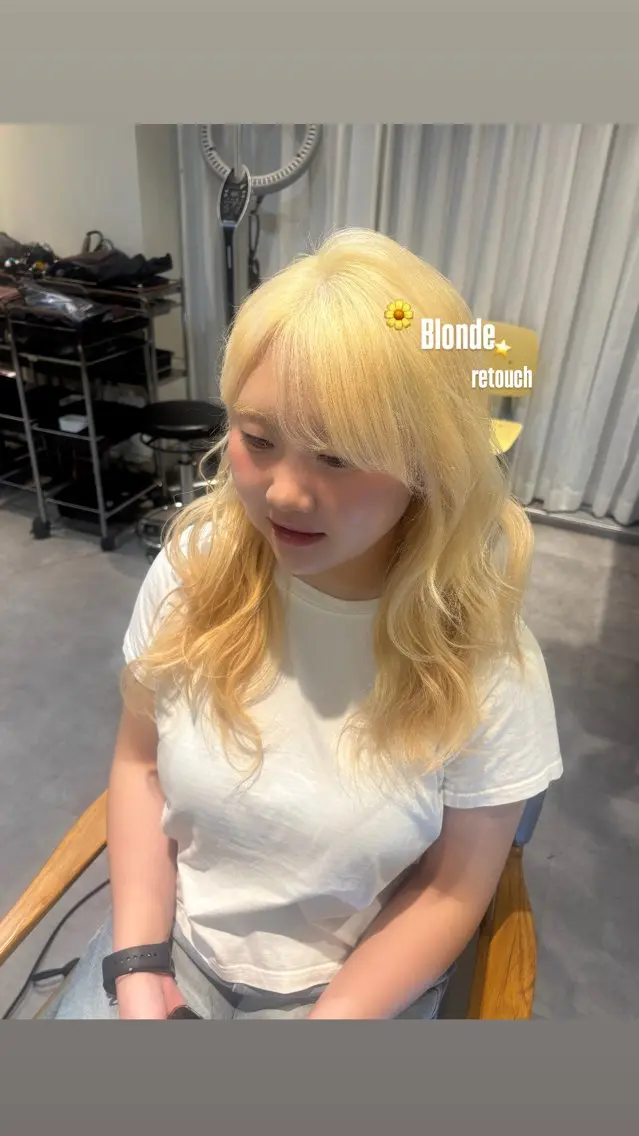 セミロング ヘアカラー トリートメント roka ʜᴀʀᴜᴋᴀのヘアスタイル