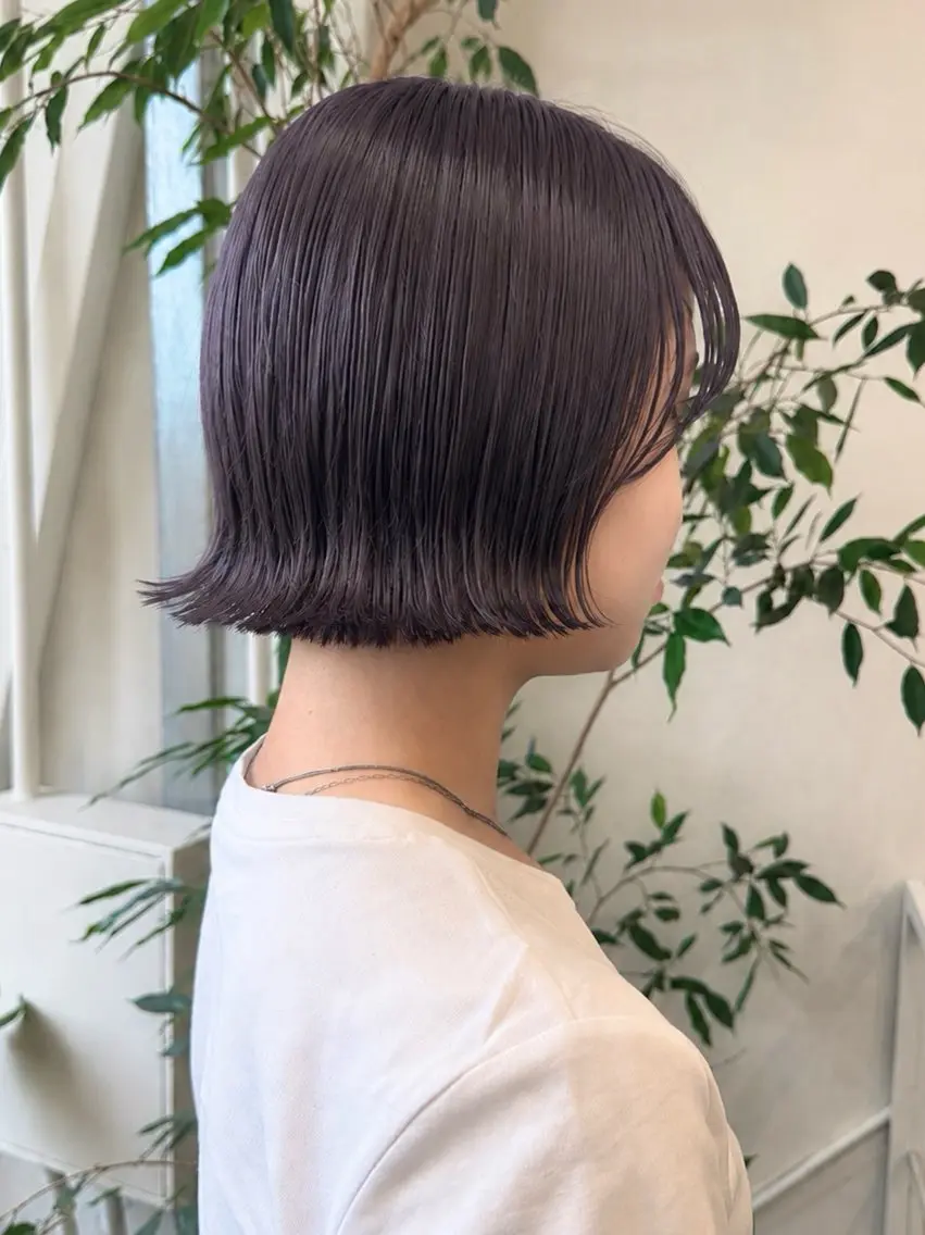 ショート カラー グレージュ ラベンダーカラー ラベンダーグレージュ ラベンダーグレー ボブ カット ヘアカラー トリートメント 角岡 真帆/ボブ/髪質改善のヘアスタイル