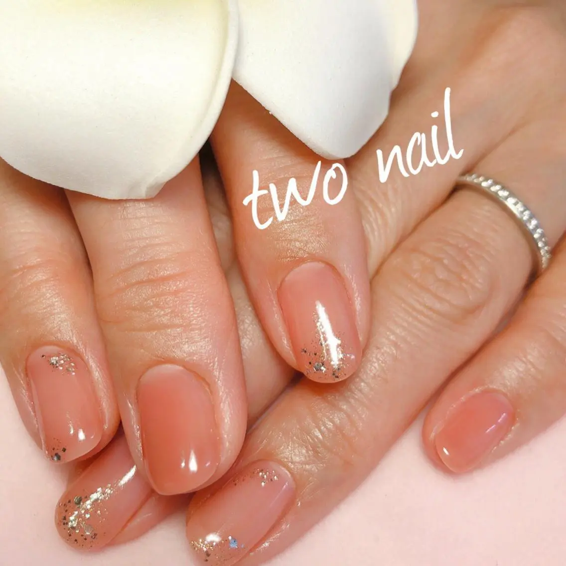 ネイル ラメ(グリッター) ワンカラーネイル two nailのネイルデザイン