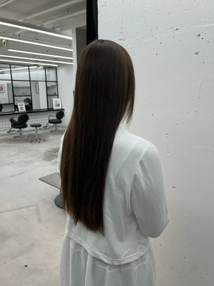 ロング カラー ベージュカラー ブリーチ ブラウンカラー 透明感カラー オリーブベージュ ヘアカラー 🌷︎あすか🌷 JILLSTUDIOのヘアスタイル