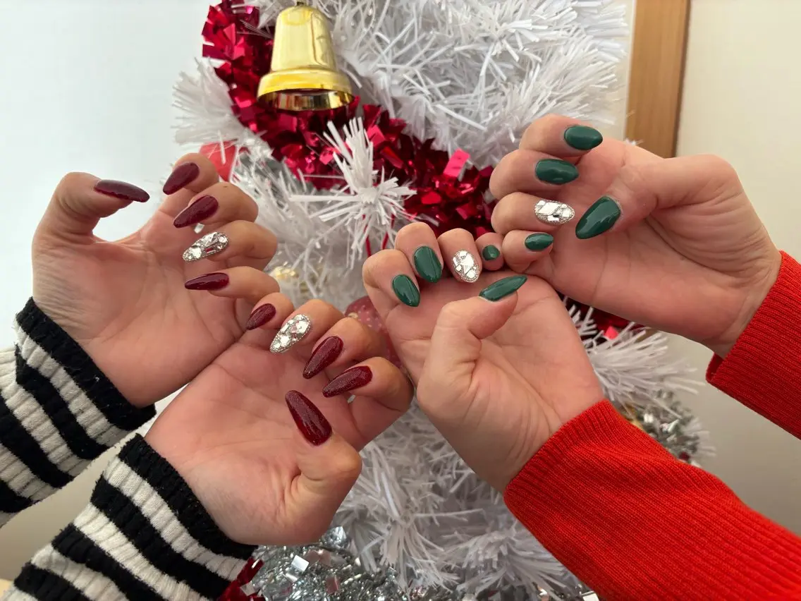 ネイル おそろいネイル 冬ネイル クリスマス 門真市ネイルサロン♡ KUMI.HANAのネイルデザイン