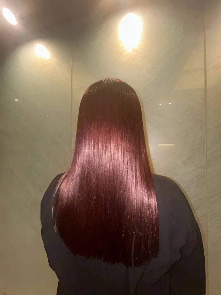 カラー 内藤 莉緒のヘアスタイル