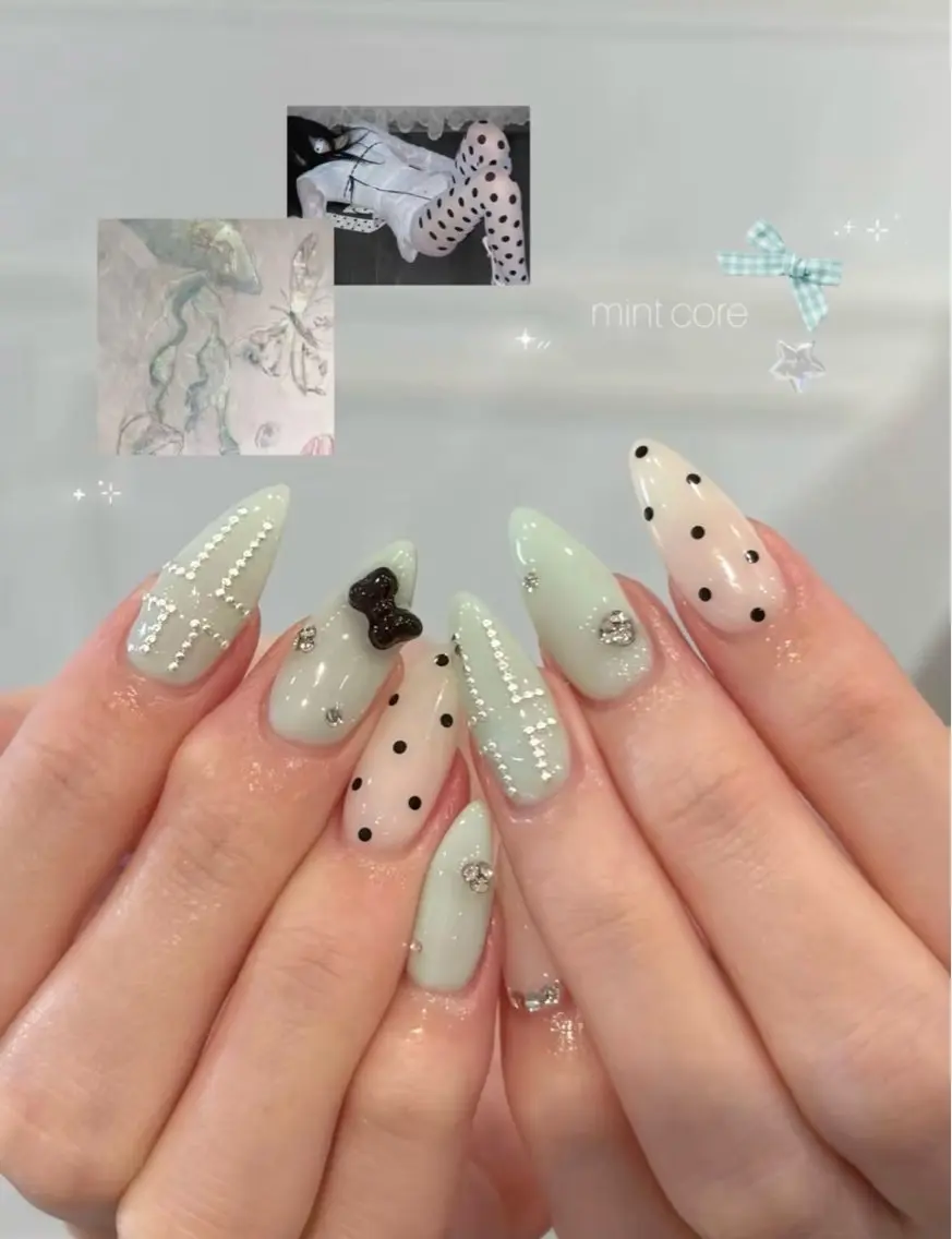 ネイル フットネイル フレンチネイル ジェルネイル マグネットネイル 持ち込み ハンドネイル Ribbonnail salonのネイルデザイン