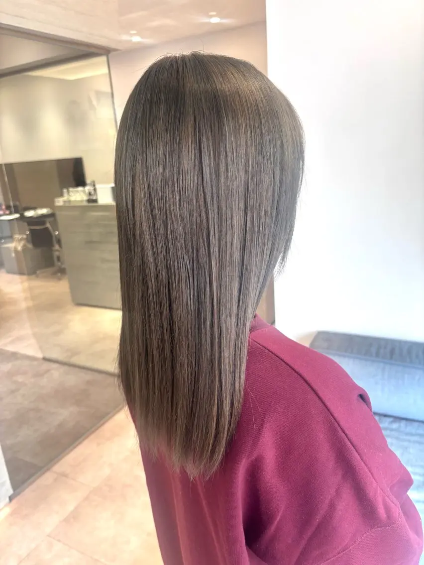ロング カラー ベージュカラー ブリーチ 透明感カラー オリーブベージュ ヘアカラー Sayumi🪐 メンズ/インナーのヘアスタイル