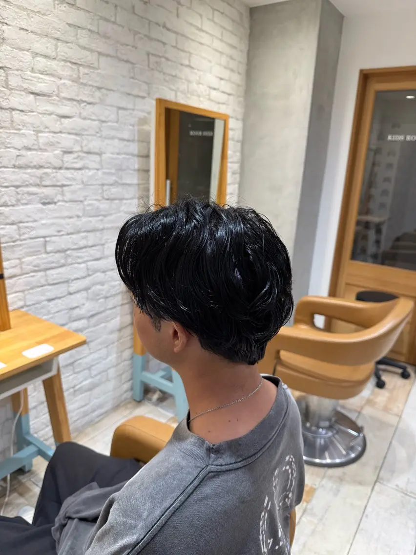 ショート パーマ ニュアンスパーマ カット パーマ メンズパーマ/透明感 カラー 北山 祐助のヘアスタイル