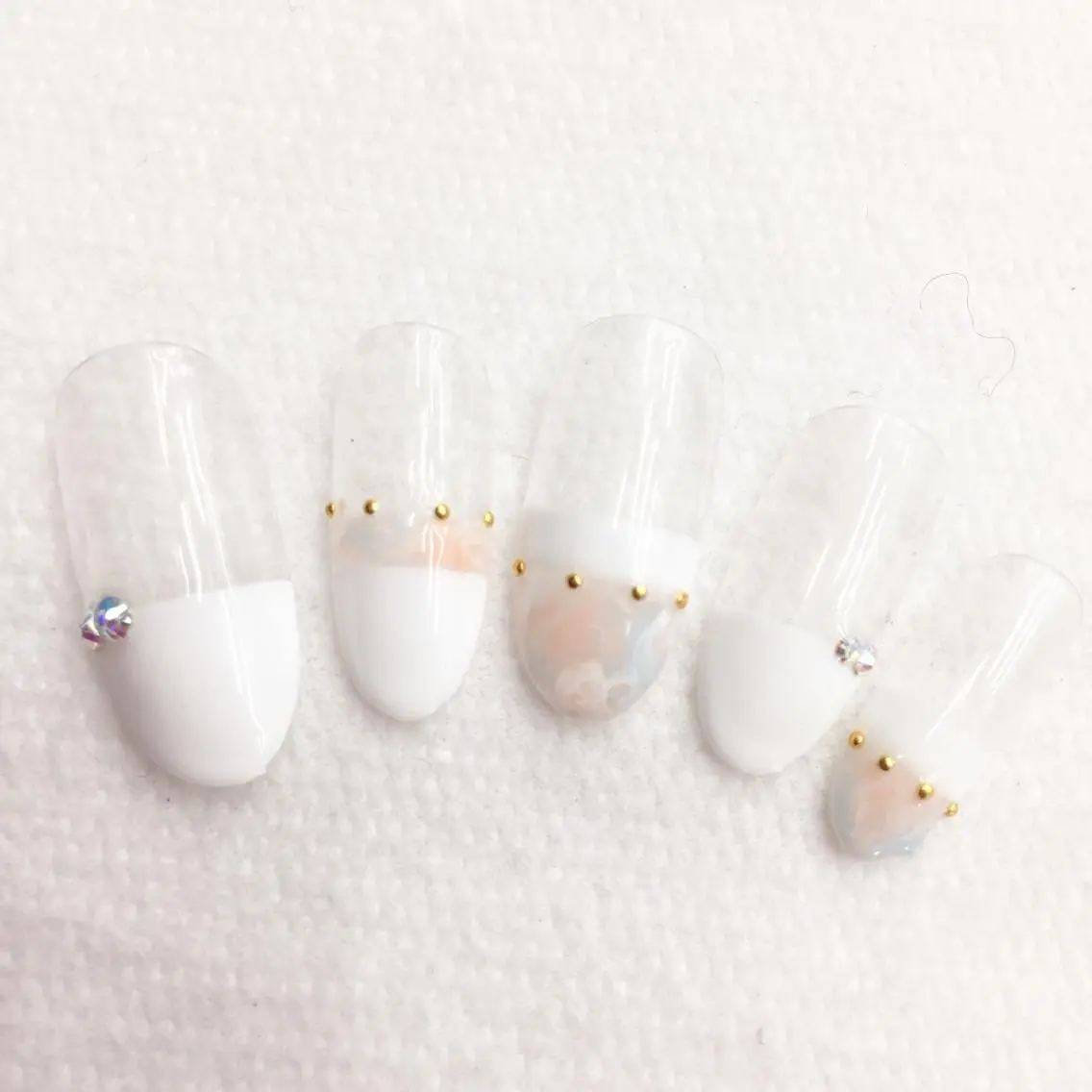 ネイル フレンチネイル 春ネイル miel nailのネイルデザイン