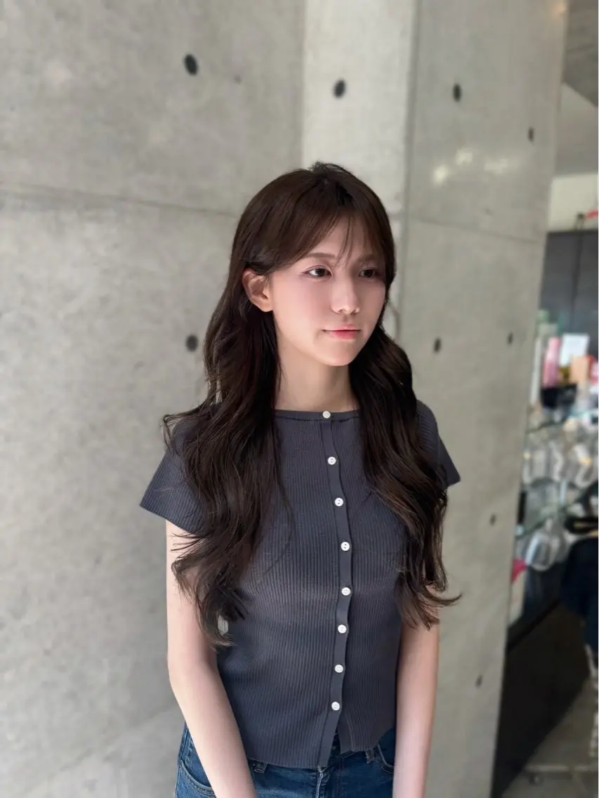ロング nest/ 麟のヘアスタイル
