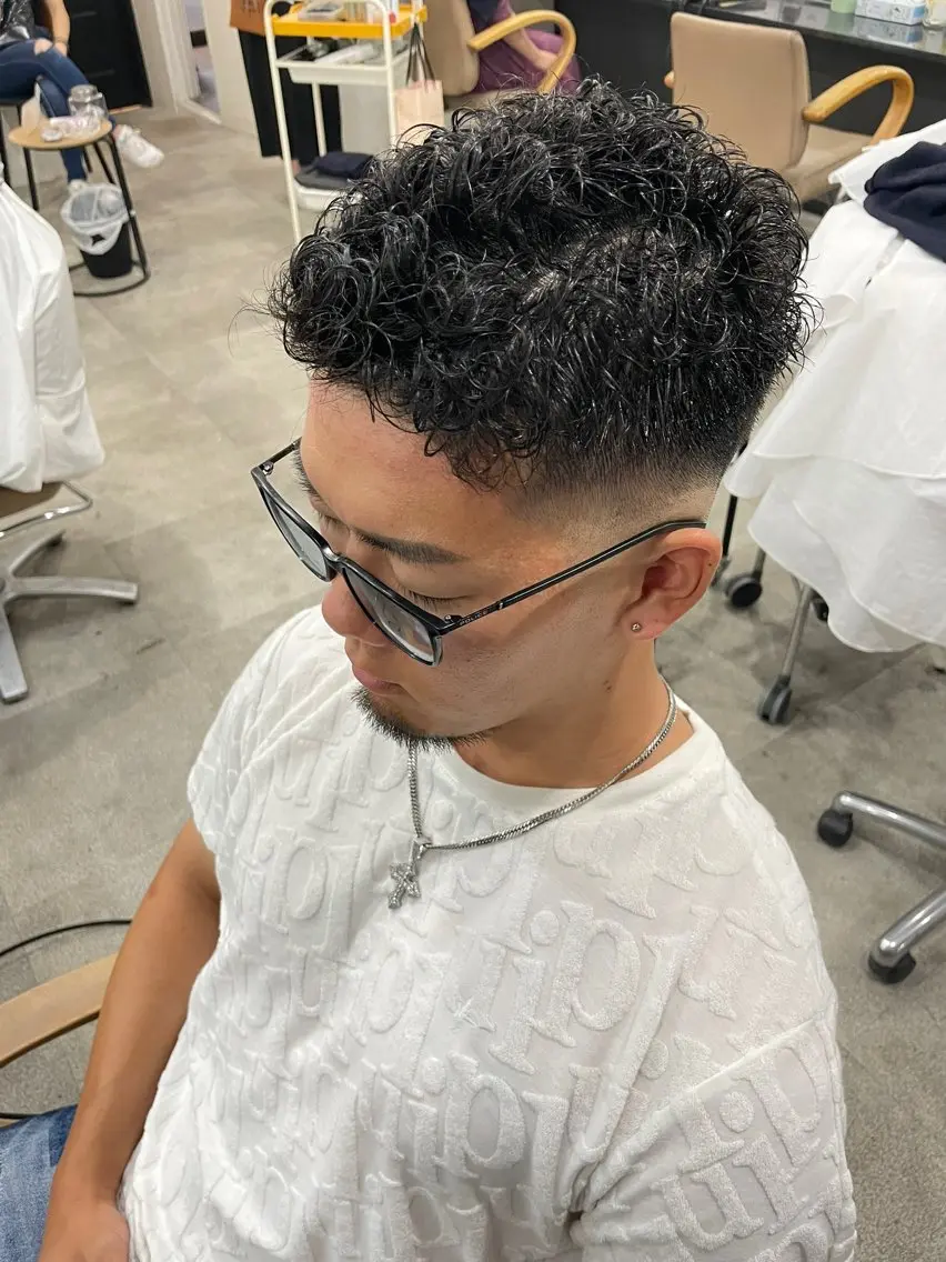 ショート パーマ メンズ メンズパーマ 髙野 亮吾のヘアスタイル